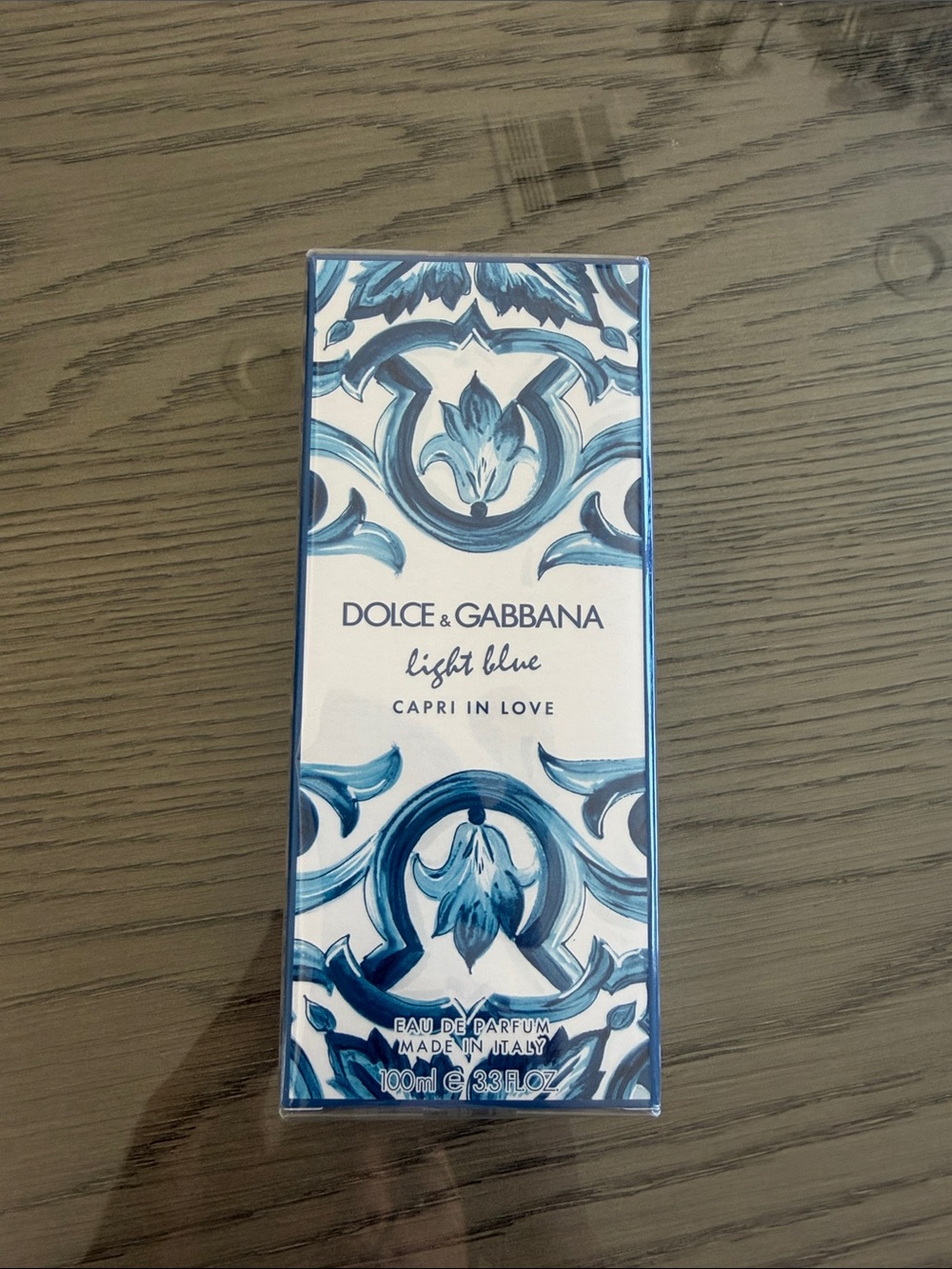Dolce & Gabbana Light Blue Capri In Love - Blue & White